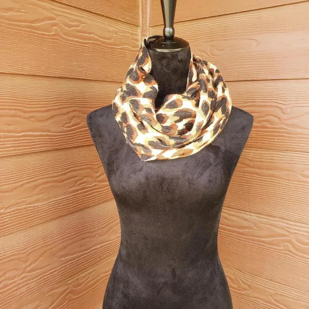 Liz Claiborne Leopard Print Infinity Scarf One Size 100% Acrylic NWOT